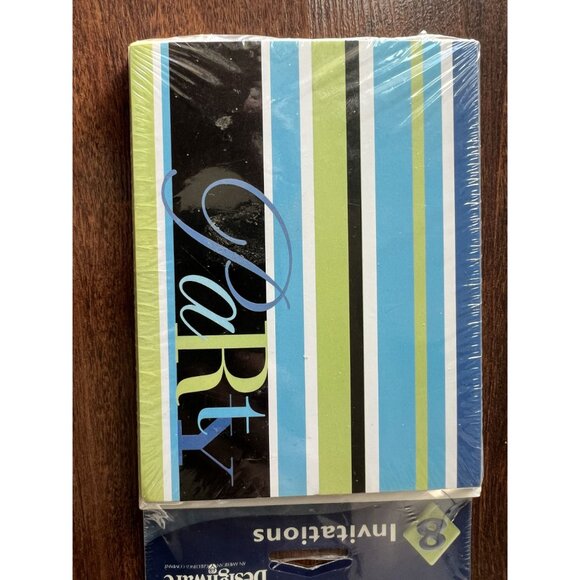 NEW Lot 2 DesignWare Party Invitations 16 Cards + Envelopes | Retro Striped USA - Picture 4 of 5